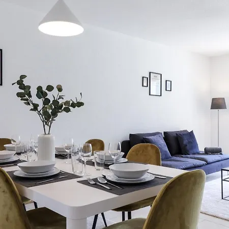 Apartamento Ideally Located In *