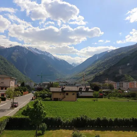 Apartament Ideally Located In *