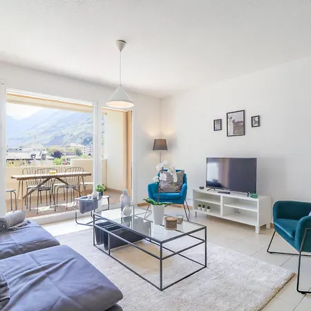 Ideally Located In Lejlighed *