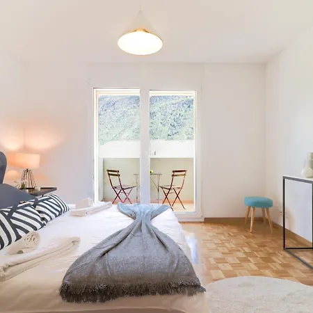 Ideally Located In Lejlighed